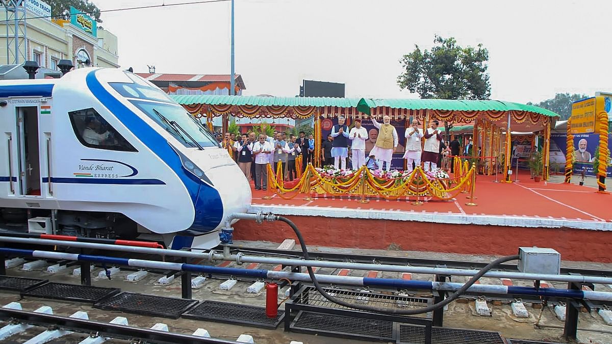 It is the first semi high-speed train in the south and the fifth in the country and adds to a list of services operating in this sector, including Shatabdi Express and Kaveri Express. Credit: CMO Karnataka