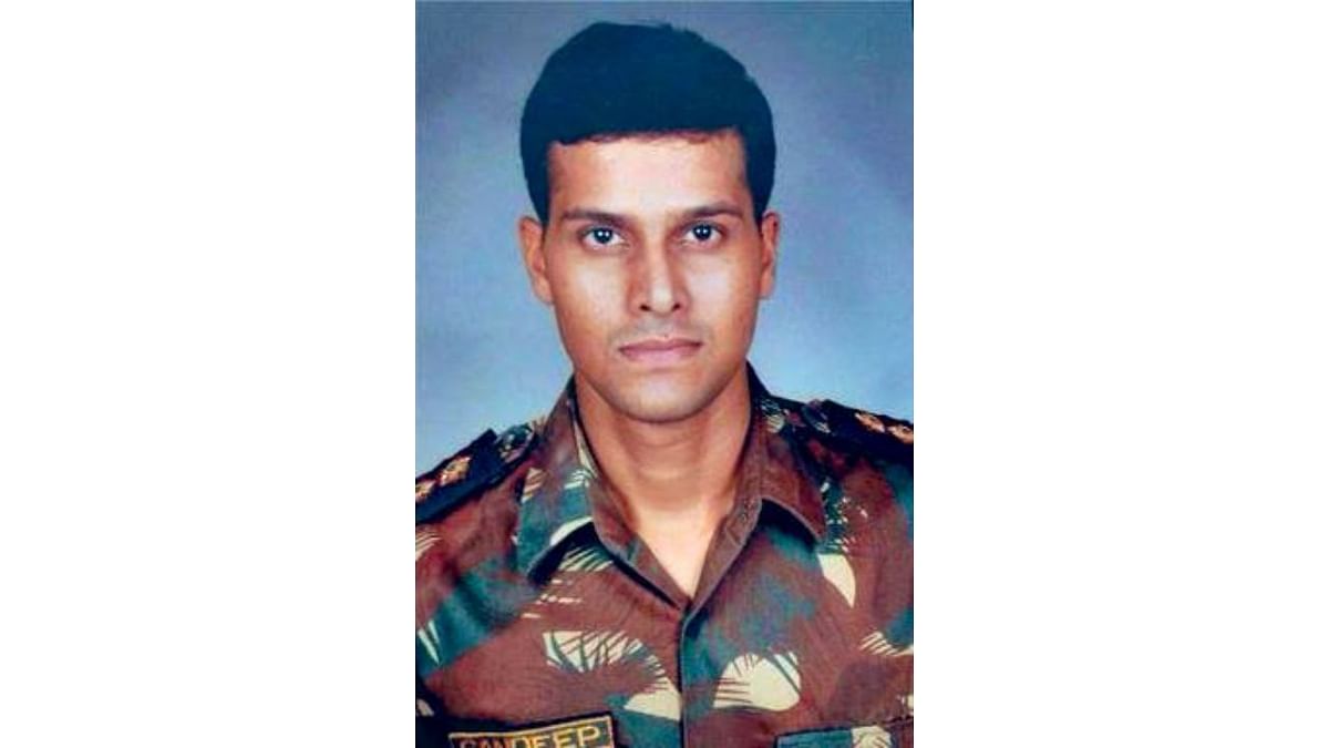 Team commander of 51 Special Action Group, Major Sandeep Unnikrishnan defended his fellow commandos and guests trapped in the Taj Hotel until he was shot dead in Operation Black Tornado. Credit: Twitter/@DrUgrabhatah