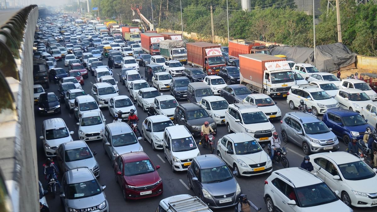Switching lanes on roads may sometimes be necessary, but one should always use indicators to signal this movement. Credit: PTI Photo