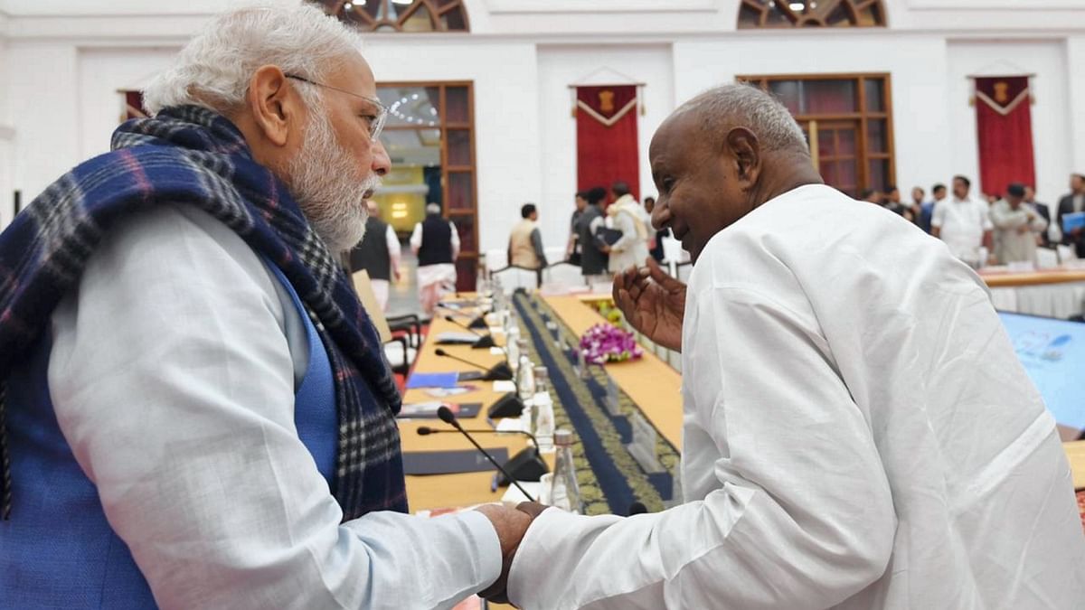 Prime Minister Narendra Modi with Former Prime Minister and JD(S) national president HD Deve Gowda during the all-party meeting on G20 summit, in New Delhi. Credit: PTI Photo