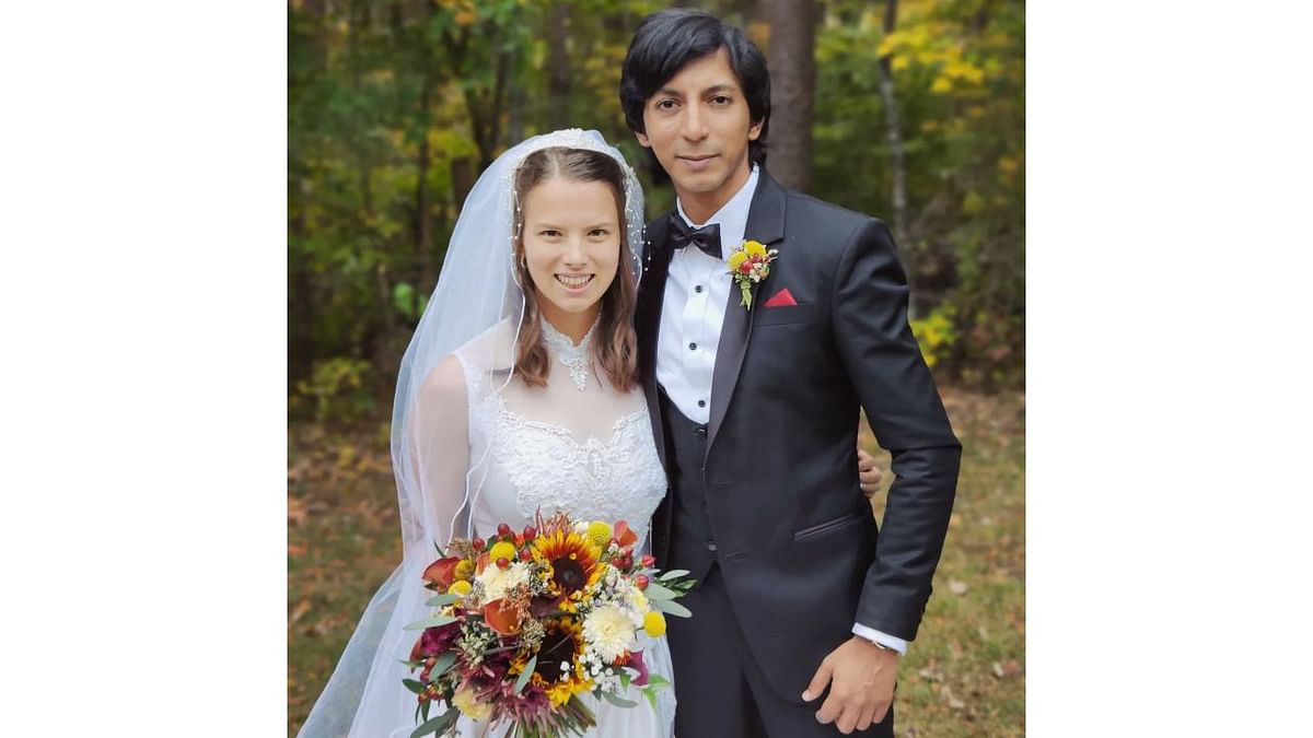 Anshuman Jha got married to his American girlfriend Sierra on October 29, 2022 in Yadkinville, North Carolina. Credit: Twitter/@theanshumanjha