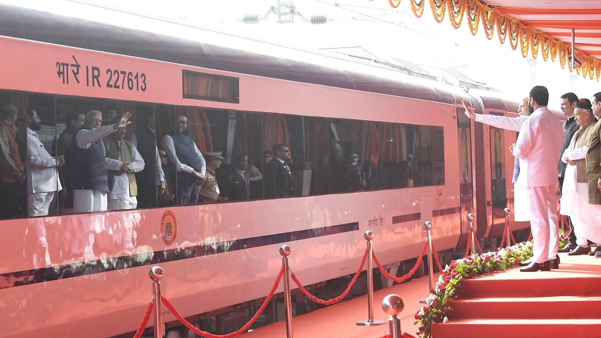 Prime Minister Narendra Modi inaugurated Phase-I of the Nagpur Metro rail project on December 11. He was accompanied by Maharashtra CM Eknath Shinde. Credit: Twitter/@narendramodi