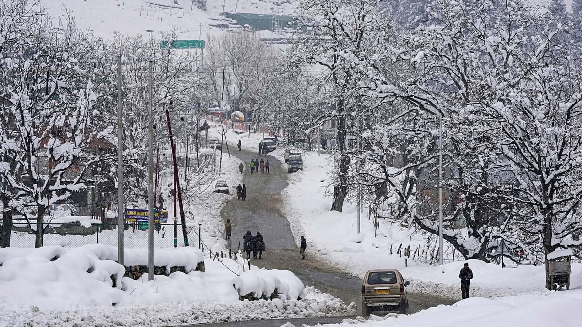 A fresh spell of snowfall in Kashmir has seen a sharp dip in the mercury levels with the temperature dropping below freezing point as North India gears up for the next phase of the cold wave. Credit: PTI Photo