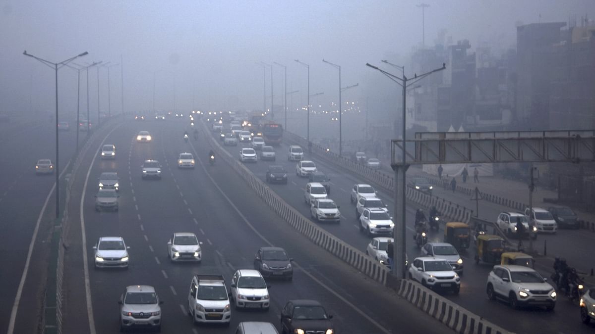 IMD also said that the minimum temperatures will gradually rise by three to five degrees Celsius from January 18 to January 20 under the influence of a western disturbance. Credit: PTI Photo