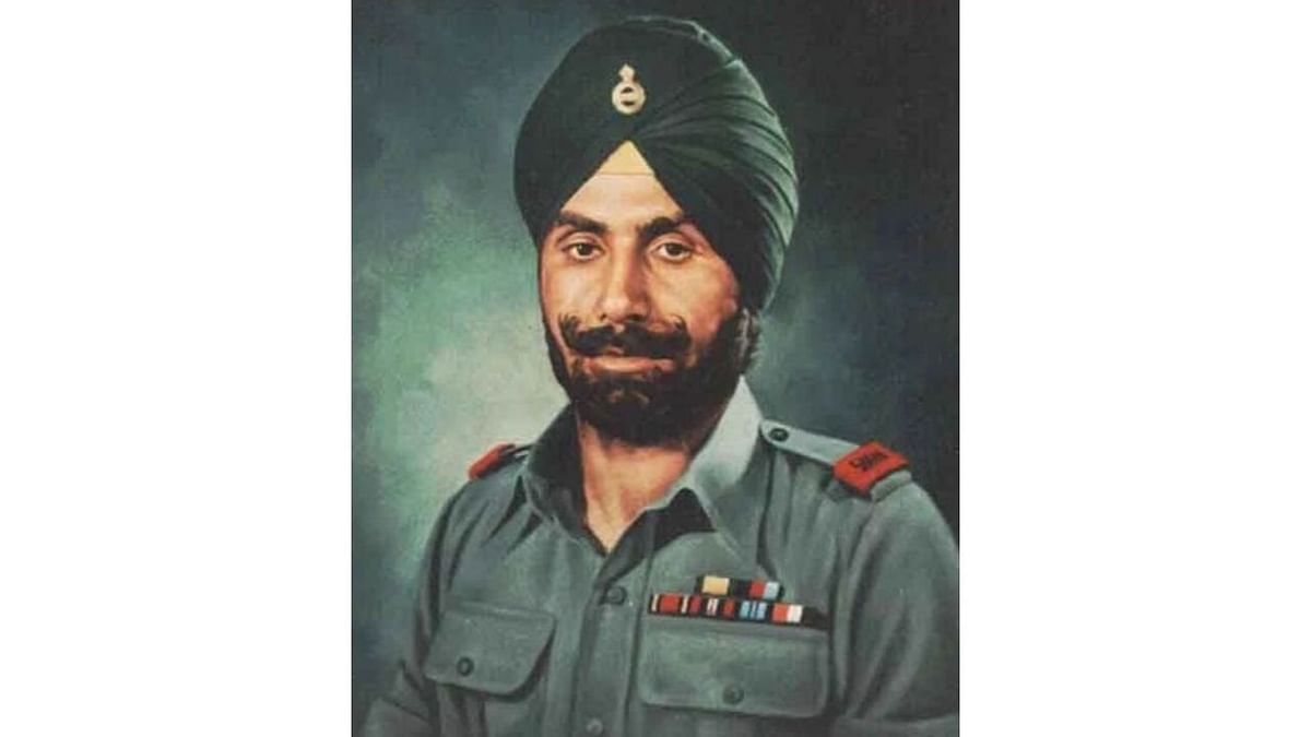 Karam Singh: Hon Captain Karam Singh was awarded the prestigious Param Vir Chakra for his bravery in 1948 when Jammu & Kashmir came under attack. Credit: Twitter/@banasinghpvc