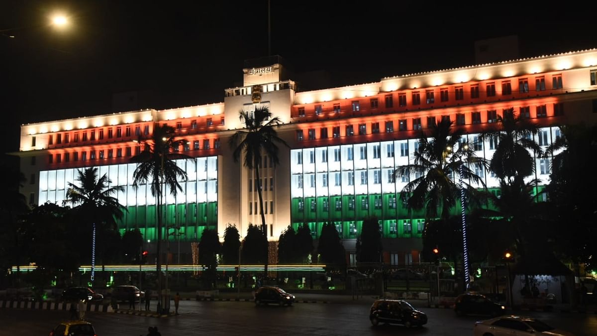 Mantralaya building lit up with tricolour on the eve of Republic Day celebrations, in Mumbai. Credit: Twitter/@dayakamPR