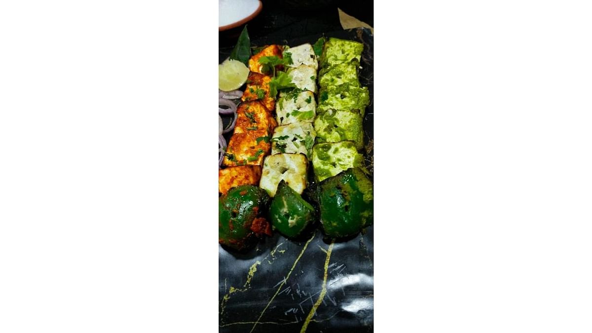 Tiranga Paneer: The paneer cubes must be put up on several skewers and must be marinated in three different kinds of sauces. This will not just look beautiful but also tastes delicious. Credit: Special Arrangement