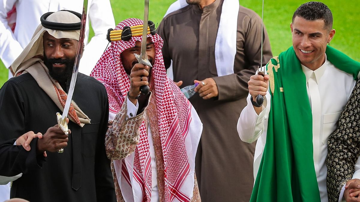 Cristiano Ronaldo and his colleagues celebrate Saudi Arabia's Founding Day wearing local traditional clothes. Credit: Reuters Photo