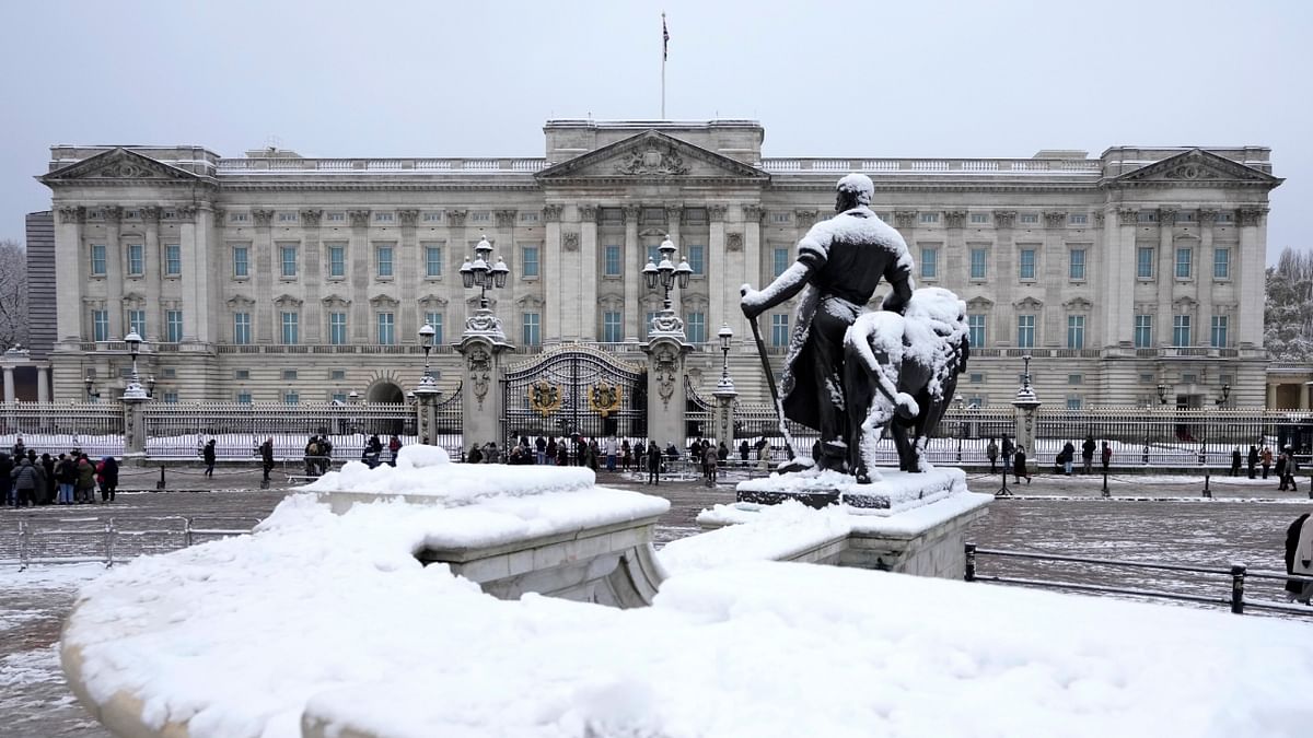 Rank 01 | Buckingham Palace - $4.9 billion. The palace is owned by the British Royal family and is at approximately 8,28,000 square feet. The palace has 775 rooms, 78 bathrooms, 92 offices and 19 staterooms. Credit: AP Photo