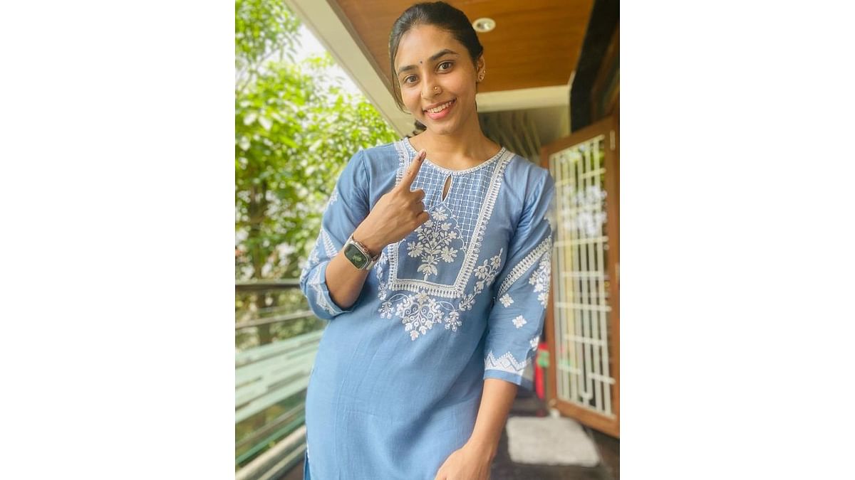 Sapthami Gowda, who impressed everyone with her acting in 'Kantara', also shared a set of photos showing that she voted for this assembly election. Credit: Instagram/@sapthami_gowda