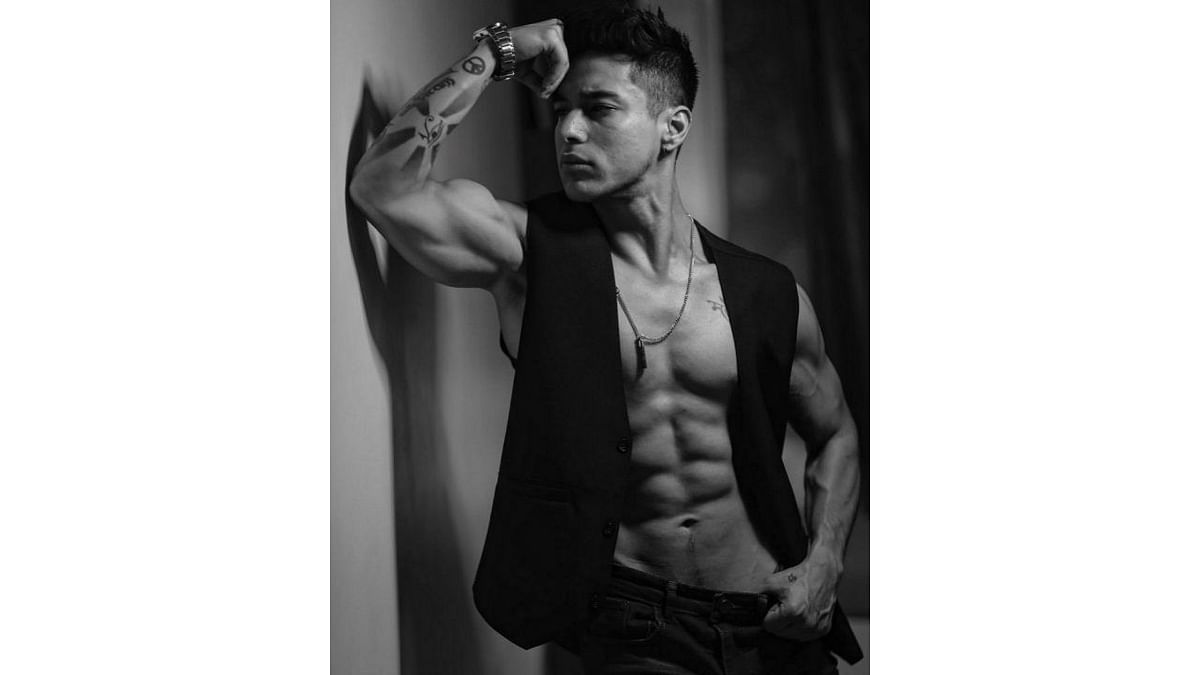 Pratik Sehajpal: A multifaceted talent, Pratik has been making waves with his impressive body of work. From his success in the realm of music videos to captivating audiences on various OTT platforms, he is also widely adored for his robust physique. Credit: Instagram/@pratiksehajpal