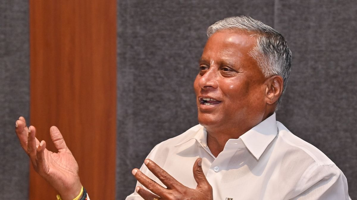 Karnataka Housing And Infrastructure Development Minister V Somanna has lost both the seats on which he contested. In Varuna, he was defeated by Congress's Siddaramaiah by a whooping 46,163 votes while in the Chamarajanagar assembly seat, he lost to Congress candidate C Puttarangashetty by a margin of 7,533 votes. Credit: DH Photo