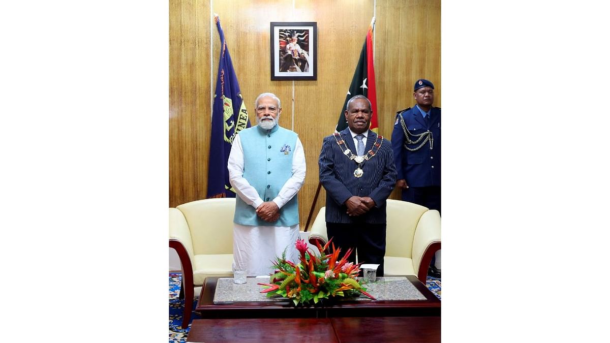 Prime Minister Narendra Modi with Papua New Guinea Governor General Sir Bob Dadae in Port Moresby. Credit: Twitter/@PMOIndia
