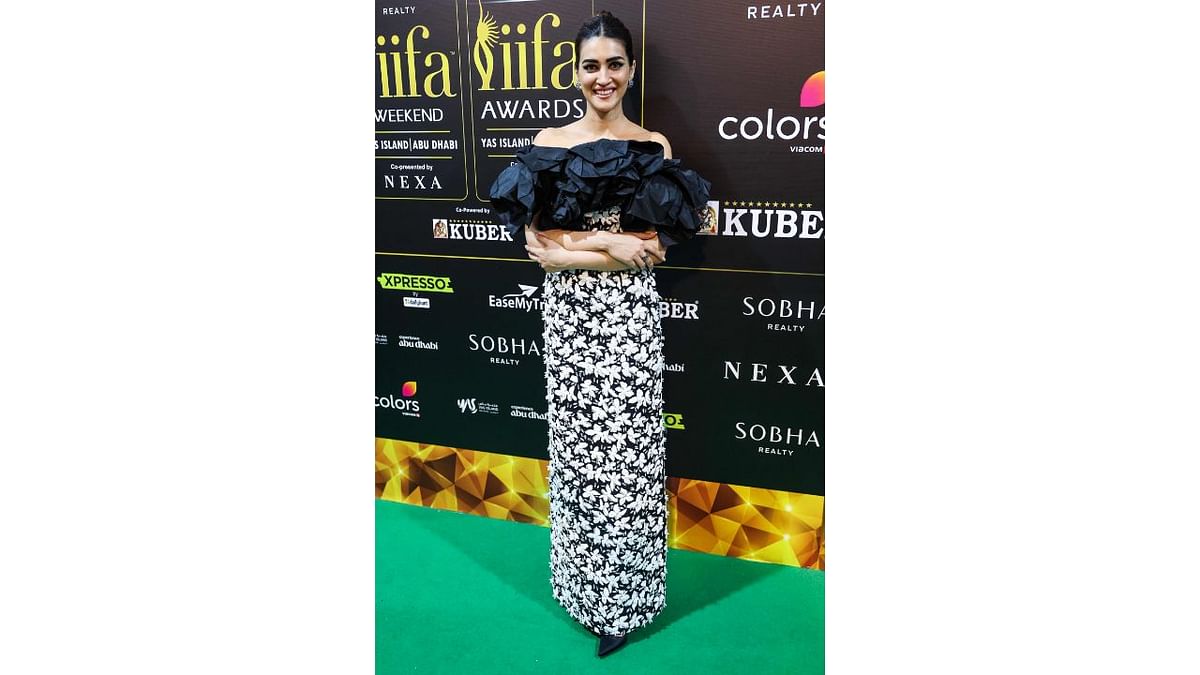 Kriti Sanon looked gorgeous in a monochrome dress with elaborate sleeves. Credit: AFP Photo