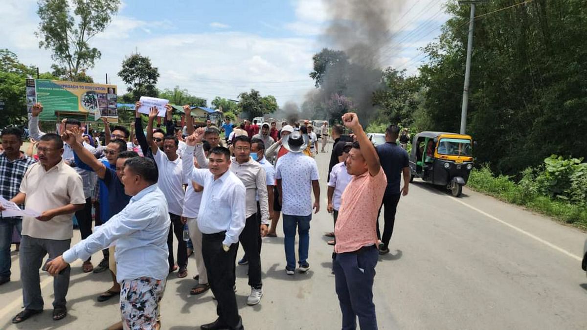People protesting against Congress leader Rahul Gandhi in violence-hit Manipur. The Congress leader visited the state on Thursday, June 29, 2023. Credit: PTI Photo