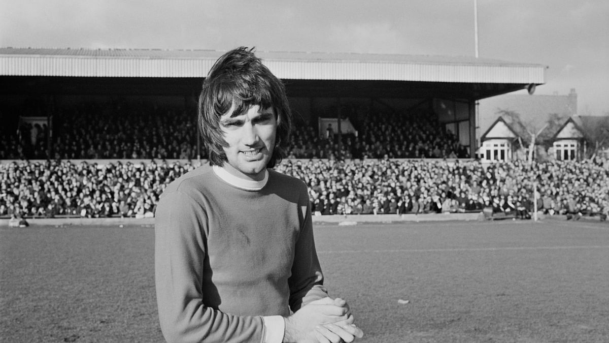 The man who made the United number 7 popular in the first place, Georgie was supremely talented and equally rambunctious. His mazy dribbles, wild partying, and iconic goals made some say,