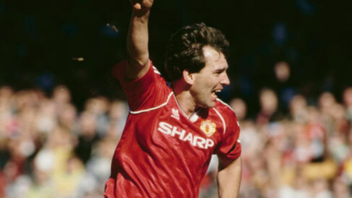 Man United's longest-serving captain, Bryan Robson was a solid midfielder who won two league titles and three FA Cups with United. Photo: Getty Images