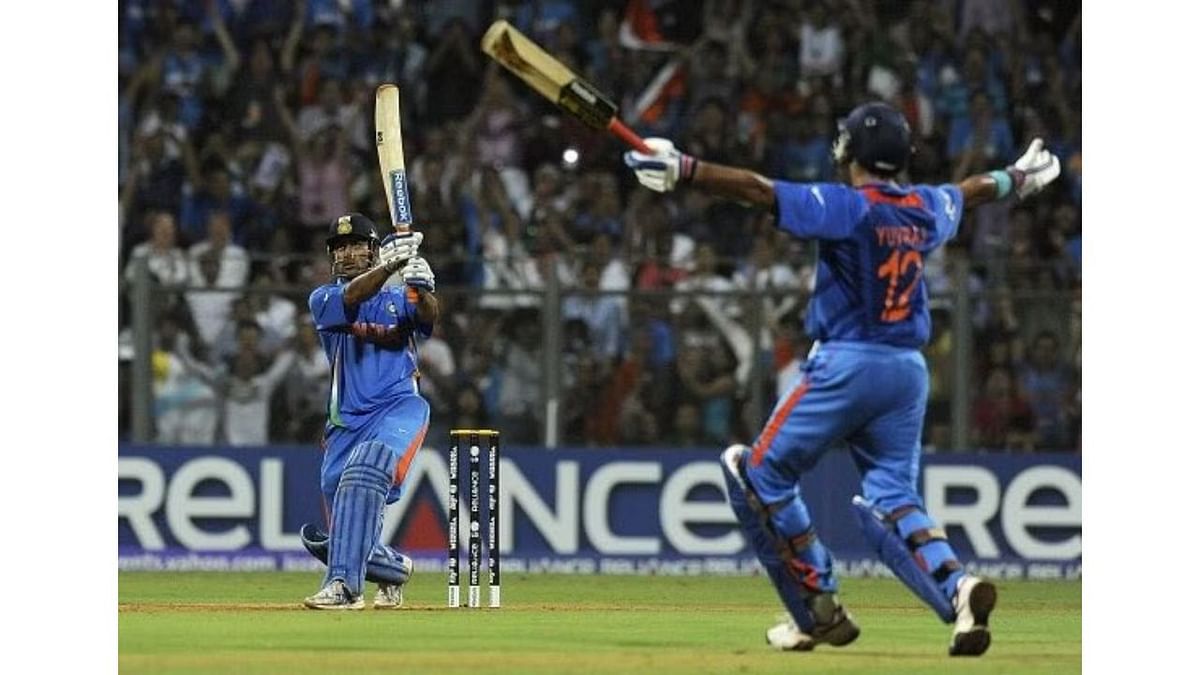 MS Dhoni ended India's 28-year-long wait for a ODI World Cup title by hitting a massive six and sealed the World Cup trophy against Sri Lanka in 2011. Credit: Twitter/@hvgoenka