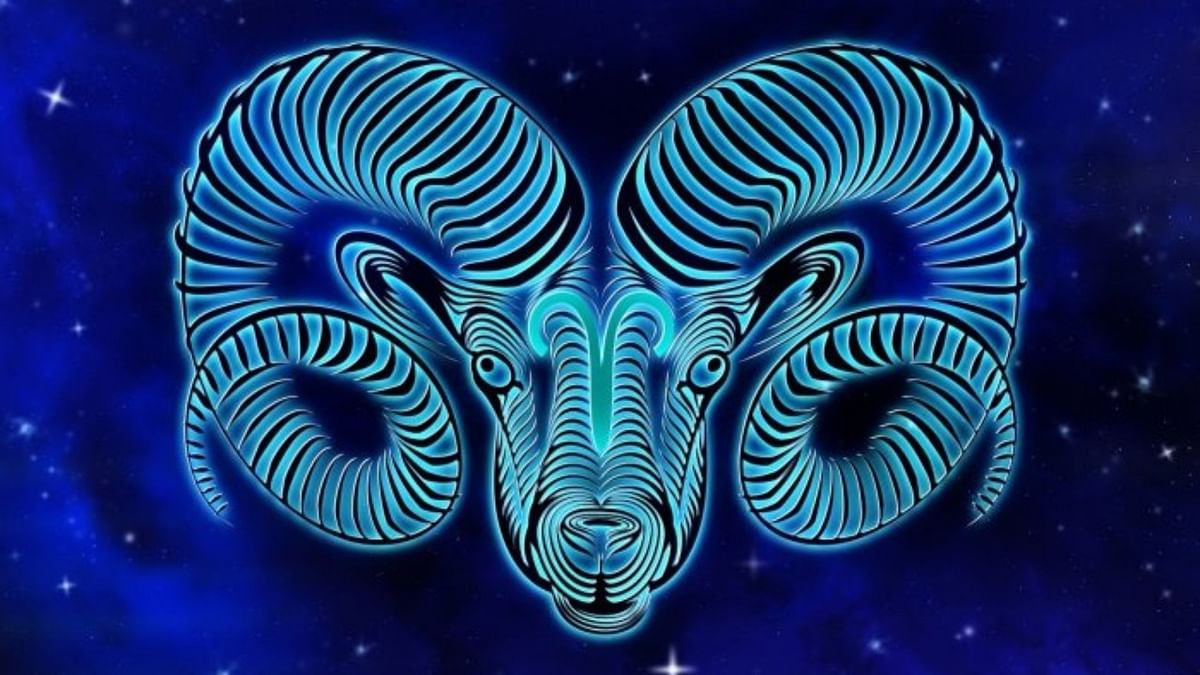ARIES: (Mar 21 - Apr 20): You need to resolve or release painful feelings from the past and live more in the present to achieve an inner balance An advantageous business proposal could be signed. You must try to remain healthy by being on a diet and exercise. Colour: Honey, Number: 7