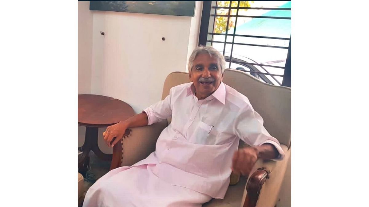 He was one of the members who served Kerala Legislative Assembly for the longest period. Chandy represented Puthuppally constituency a dozen times since 1970. Credit: Twitter/@Supriya23bh