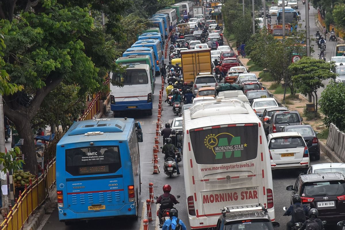 Bus lane or not, the entire road is full, near Marathahalli. (DH Photo/S K Dinesh)