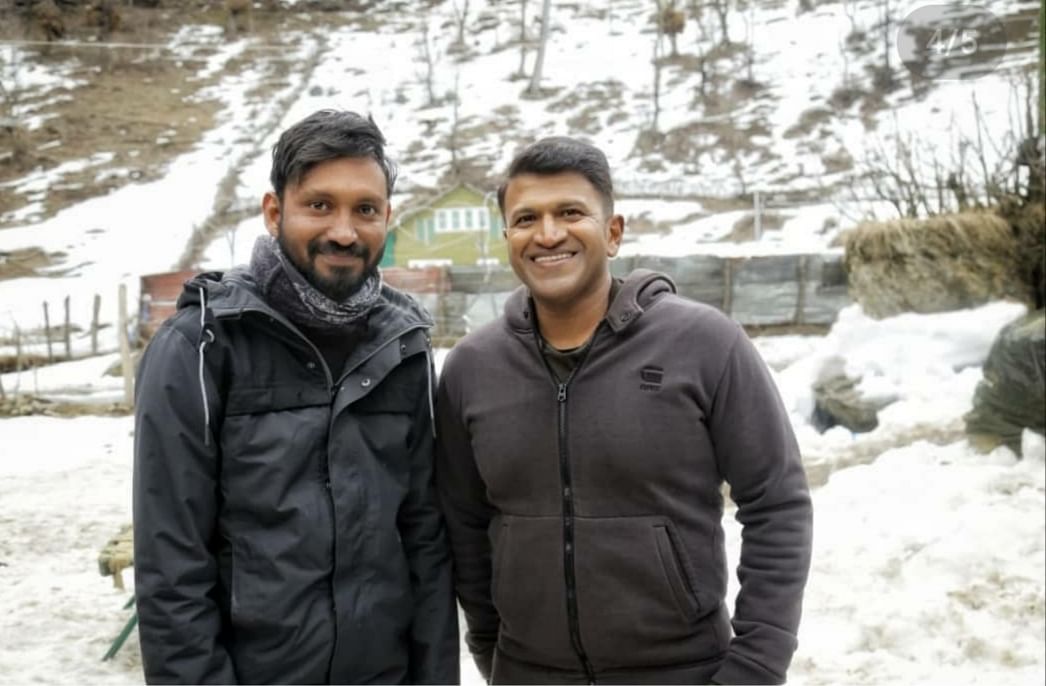 Director Chethan Kumar with Puneeth on the sets of 'James'.
