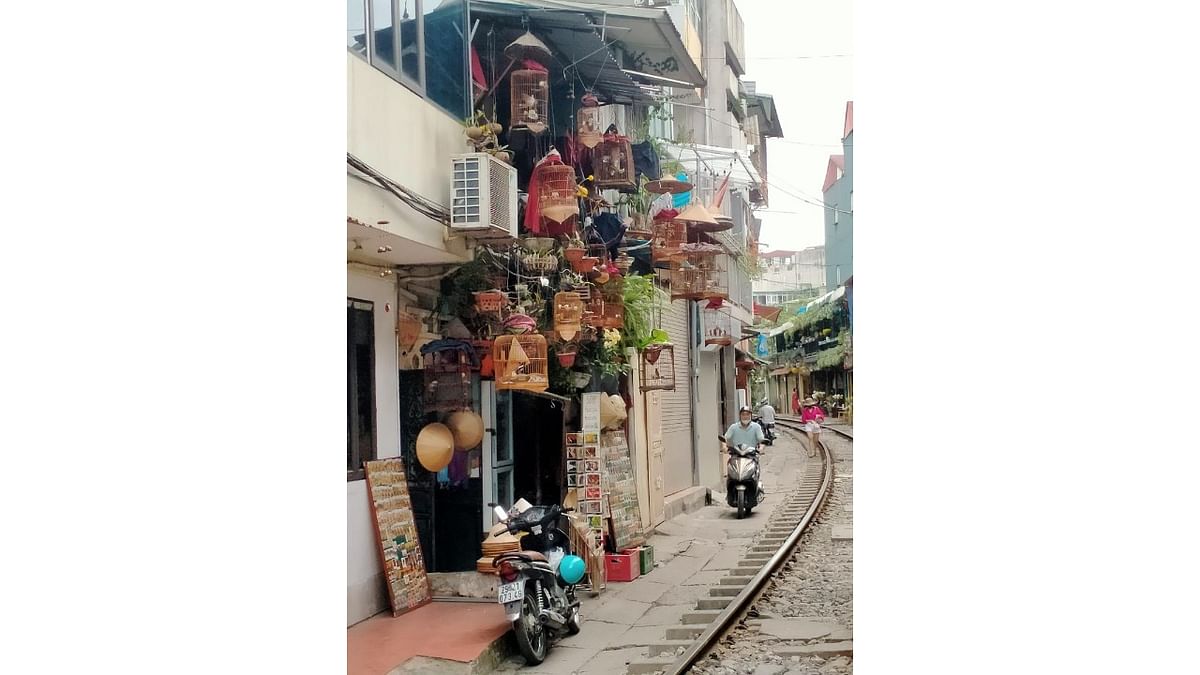 The famous train tracks of Hanoi