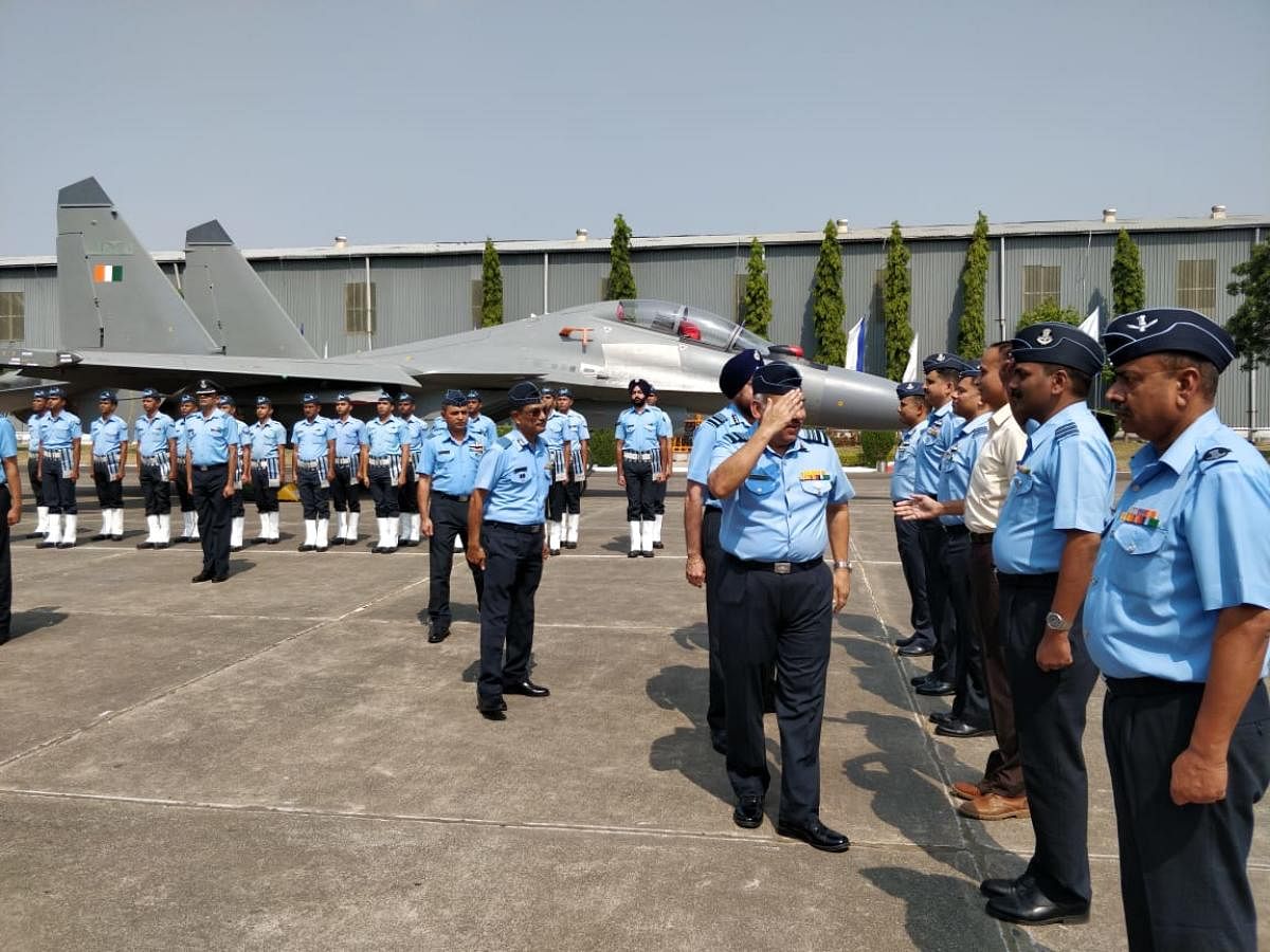 Air Marshal Hemant Sharma, Air Officer Commanding-in-Chief of Maintenance Command handed over the indigenously overhauled Su 30 MKI aircraft to Air Marshal HS Arora, Air Officer Commanding-in-Chief of South Western Air Command.