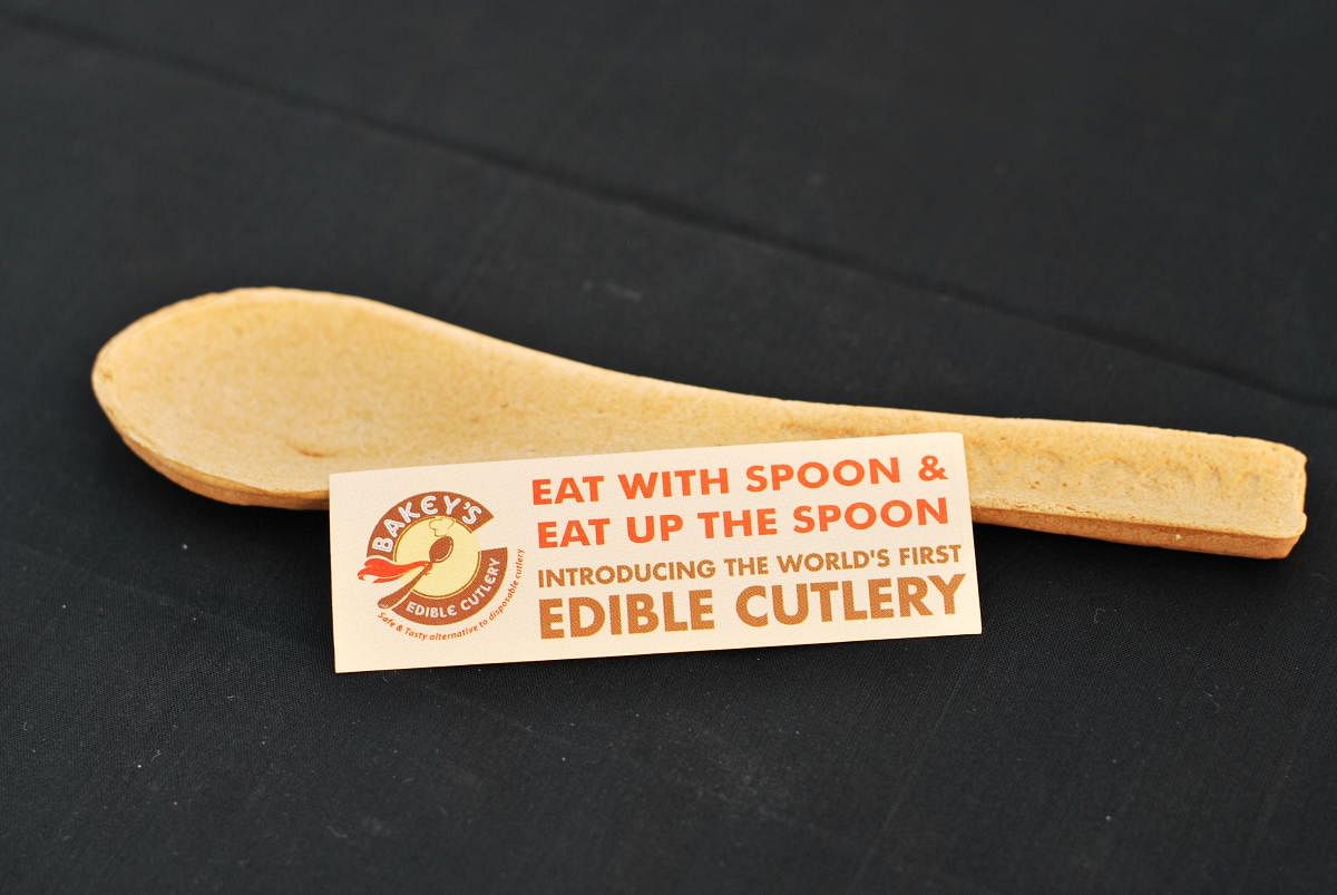 Bakeys Edible Spoon
