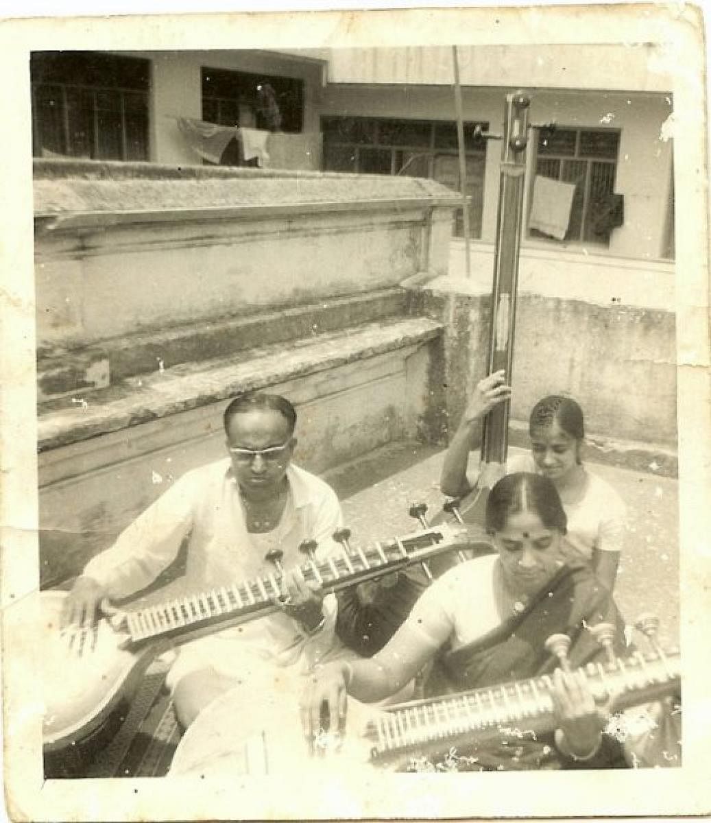 Pioneer:  Srinivasa Iyengar playing the veena