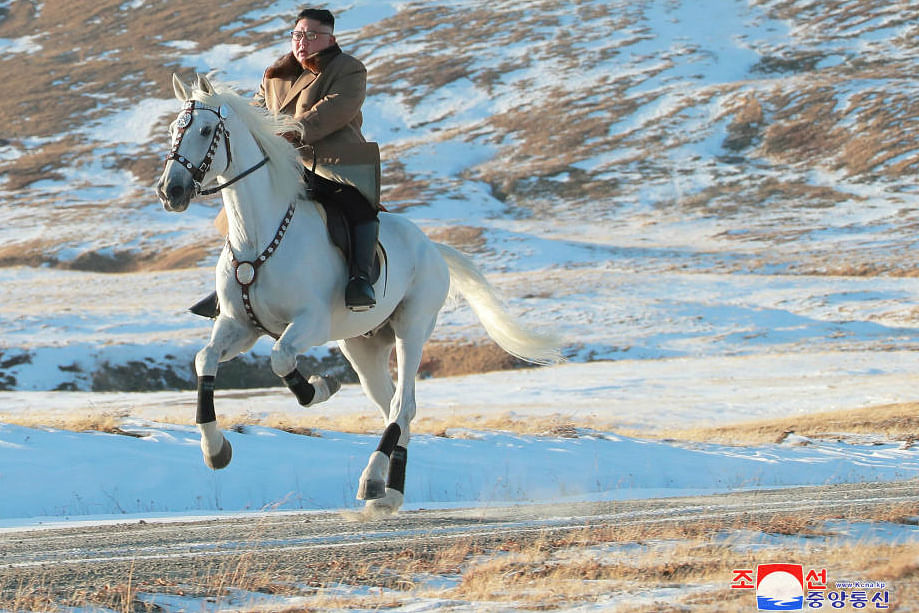 North Korean leader Kim Jong Un rides a horse during snowfall in Mount Paektu in this image released by North Korea's Korean Central News Agency (KCNA) on October 16, 2019. (Photo by Reuters)