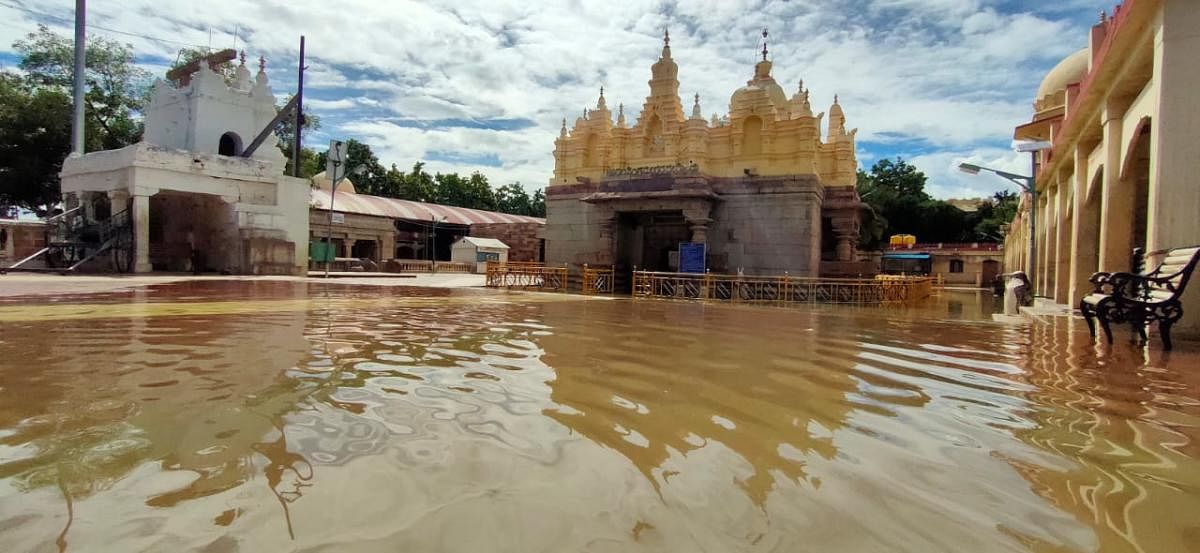Water entered into the Sangamanatha temple at Kudalasangama in Bagalkot district for the third time this year.