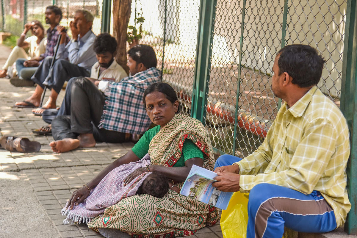 Outpatients had to wait for long hours for treatment at government hospitals run by the BMCRI as the resident doctors’ strike entered the fourth day on Tuesday. DH PHOTO/S K DINESH