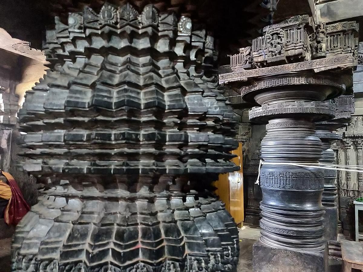 Lakshminarayana Temple has stunning lathe pillars known for symmetry  