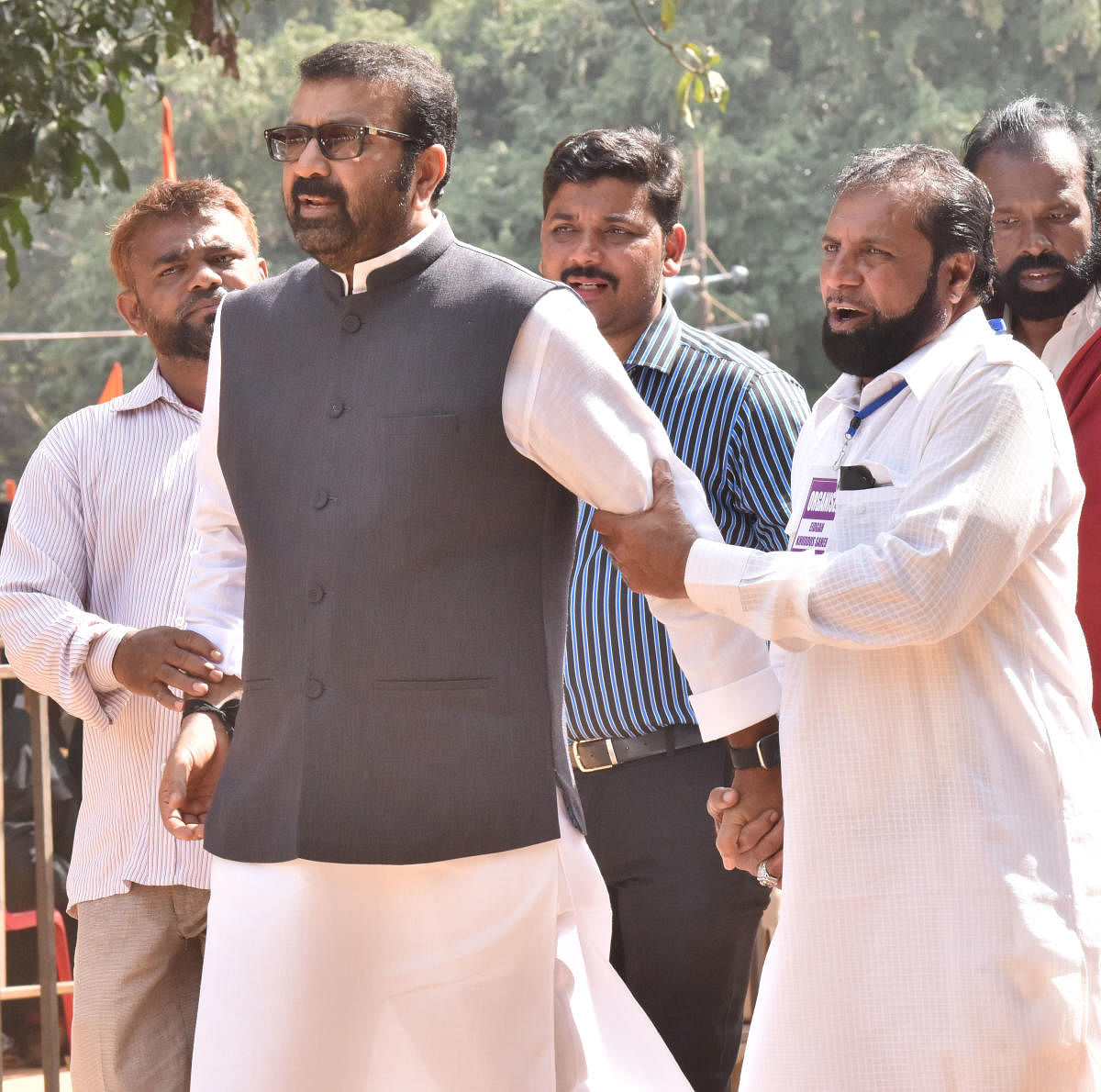 Congress MLA, N A Haris, was asked to leave the venue. DH PHOTO/JANARDHAN B K 