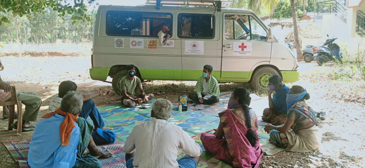 A mobile radio station in Tumakuru reaches out to rural communities to spread awareness about Covid-19. Over the past month, it has covered over 60 villages.