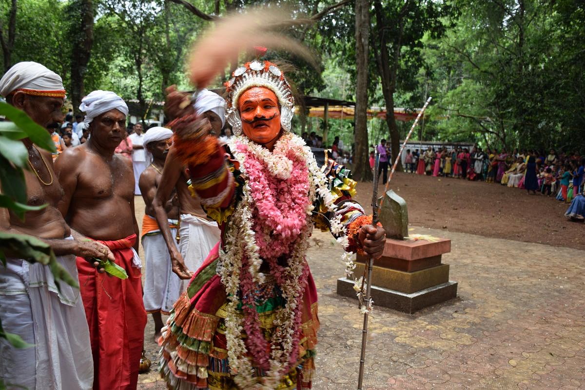 Purusha bhootha, the Kannada speaking deity of Arebase communities. Credit: Lokesha Kunchadka