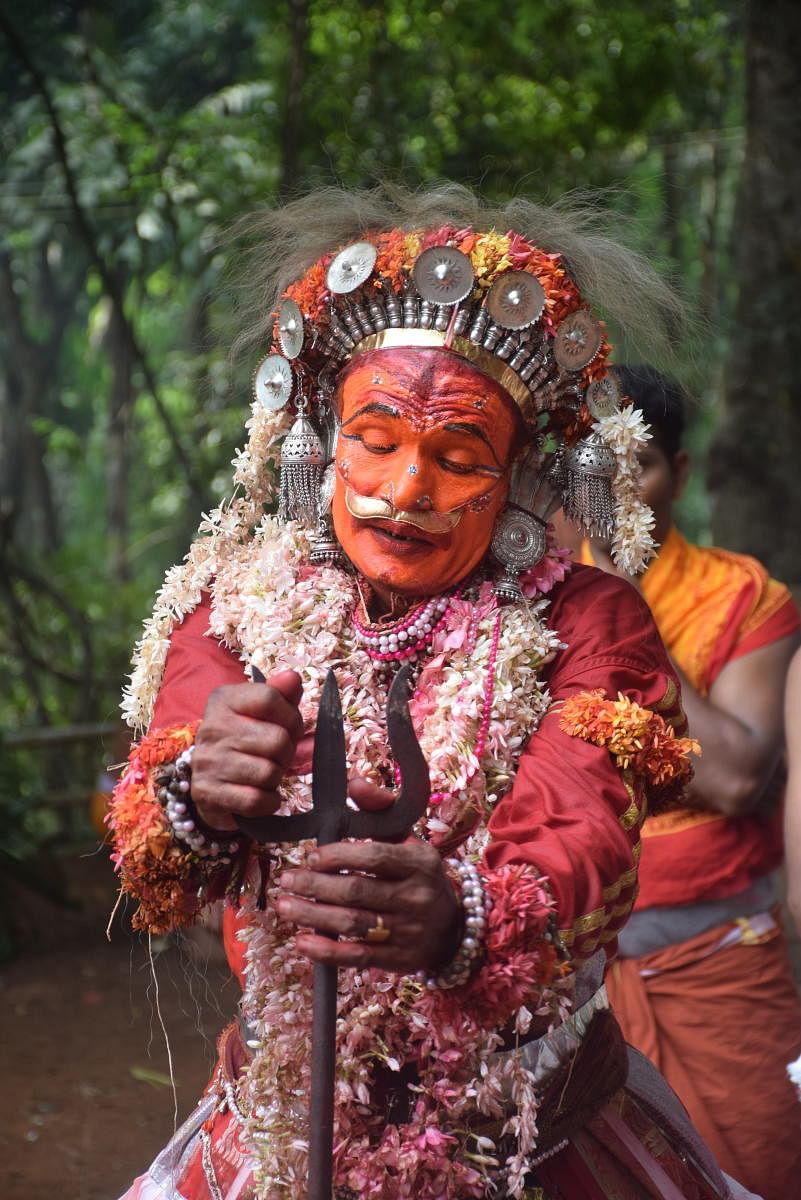 Purusha bhootha, the Kannada speaking deity of Arebase communities. Credit: Lokesha Kunchadka