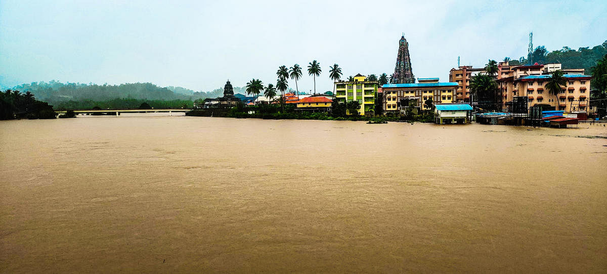 River Tunga is in spate in Sringeri, Chikkamagaluru district.