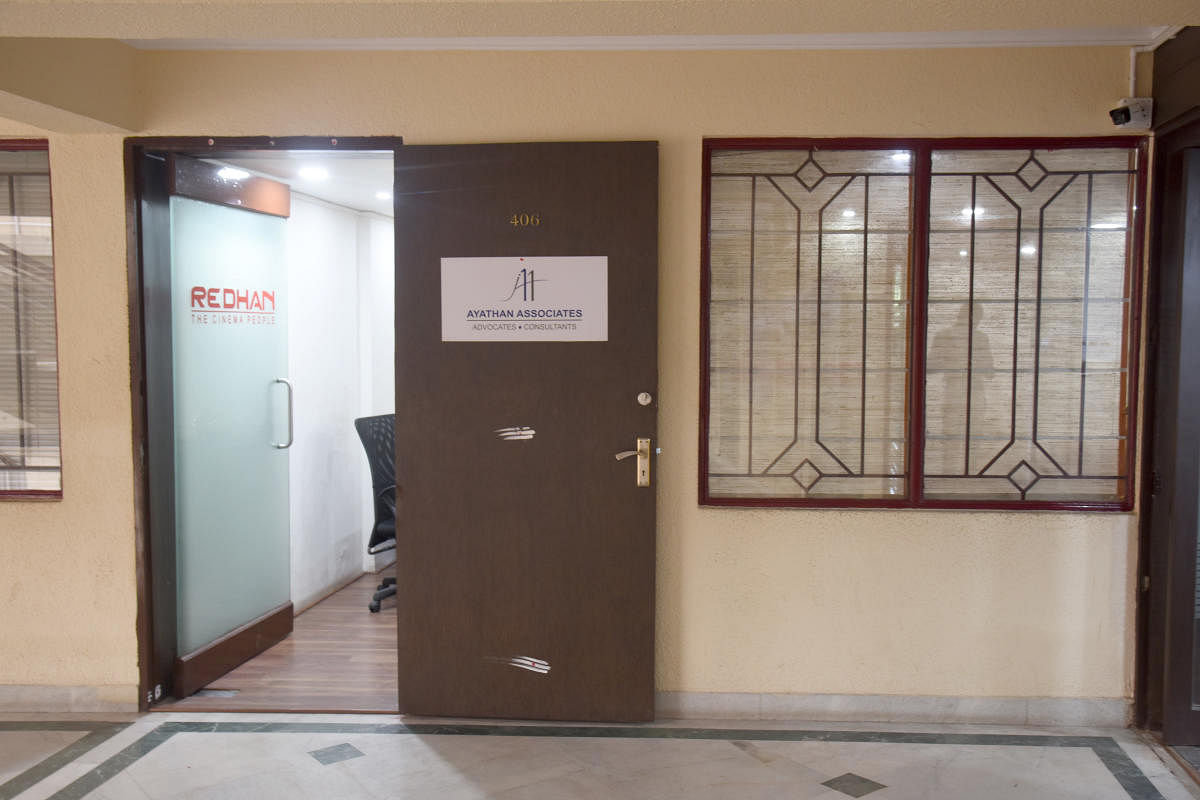 The Redhan - The Cinema People, where some officials were running a parallel BDA office in collusion with some middlemen. The office is located at Prestige Centre Point on Cunningham Road, Bengaluru. DH PHOTO/S K DINESH