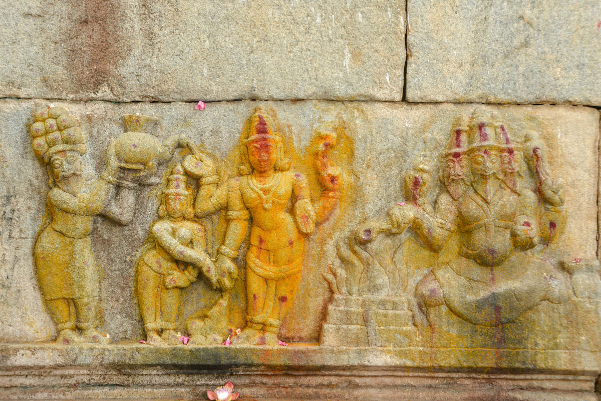 Depiction of the wedding of Shiva and Parvati. Photo by Peevee