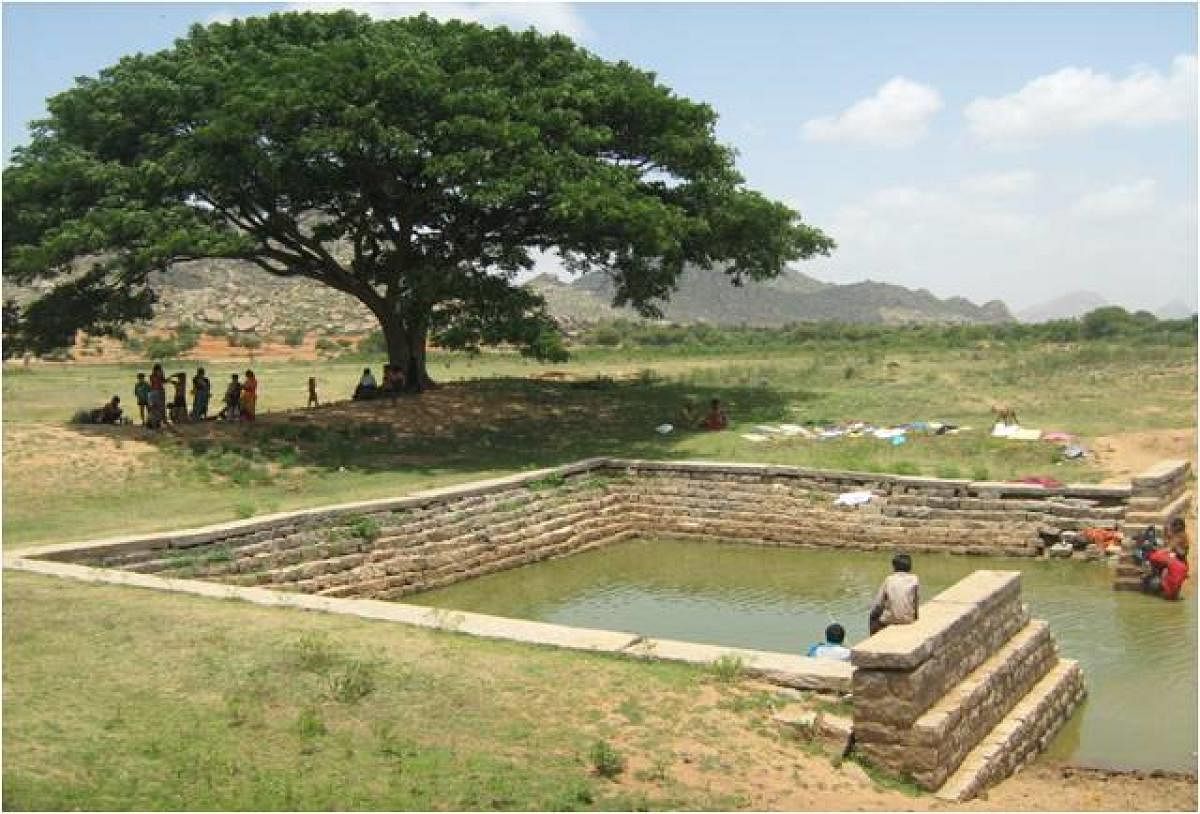 A Talaparige is a communal water structure. Photo by Mallikarjuna Hosapalya