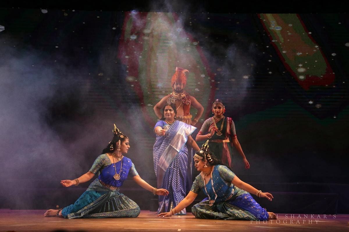 Jeeva Nadi, a dance-drama recently performed in Bengaluru, depicted the impact of environmental degradation on rivers. Photos by special arrangement