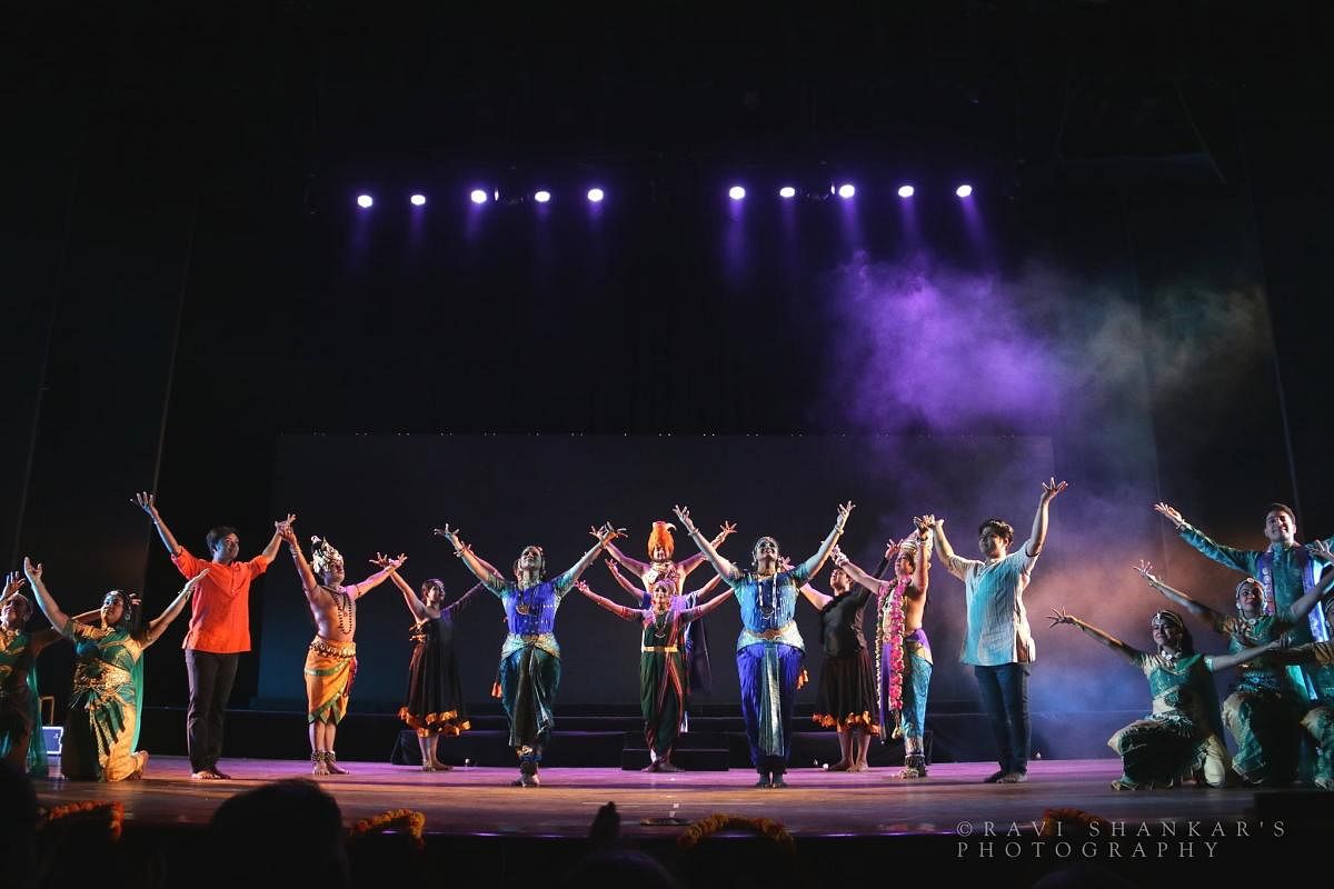 Jeeva Nadi, a dance-drama recently performed in Bengaluru, depicted the impact of environmental degradation on rivers. Photos by special arrangement