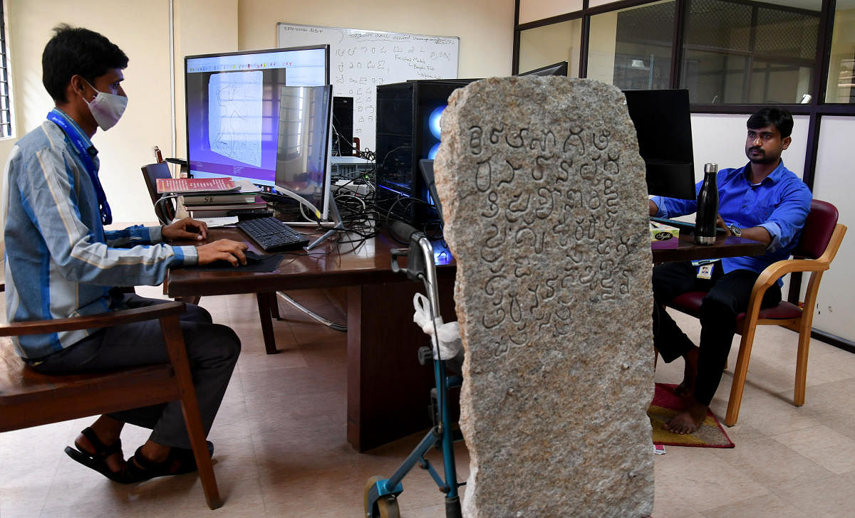 Epigraphists and historians scan the stone records with an advanced hand-held scanner. The scanned images are then processed into 3D models. DH PHOTO/PUSHKAR V PHOTO/PUSHKAR V