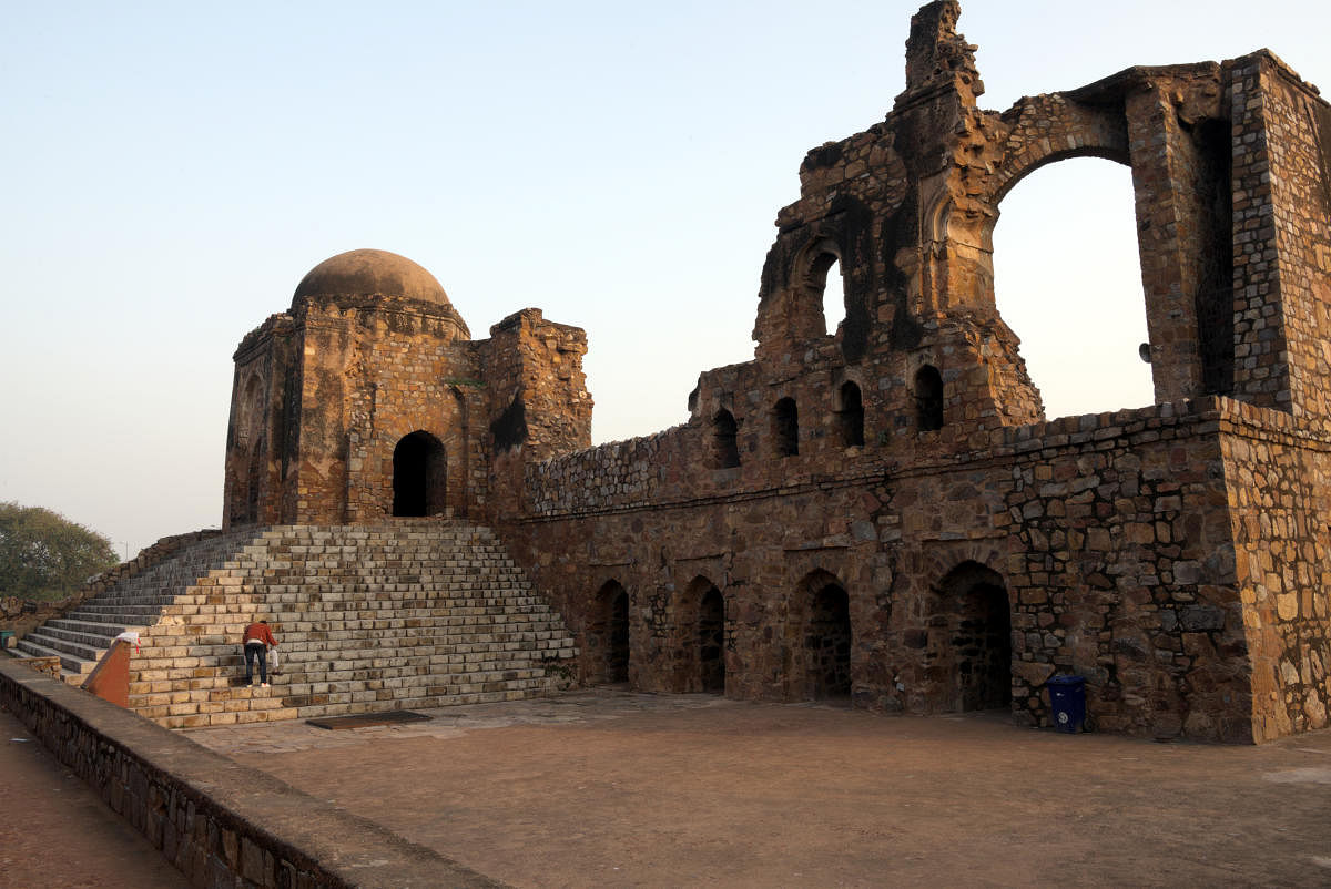 Jami Masjid mosque in the midst of the Feroz Shah Kotla Fort