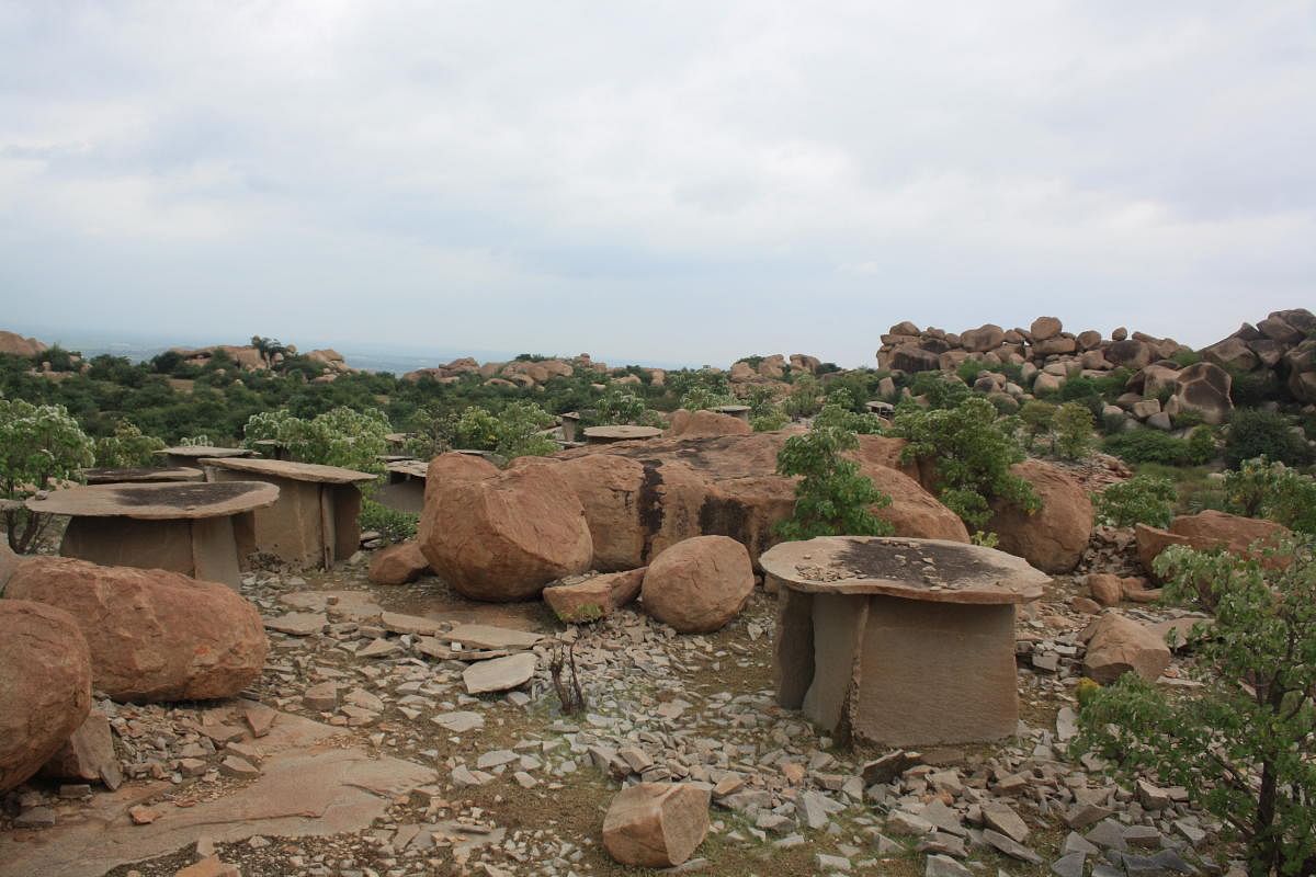 A view of the dolmens at Hire Benakal. Photos by author