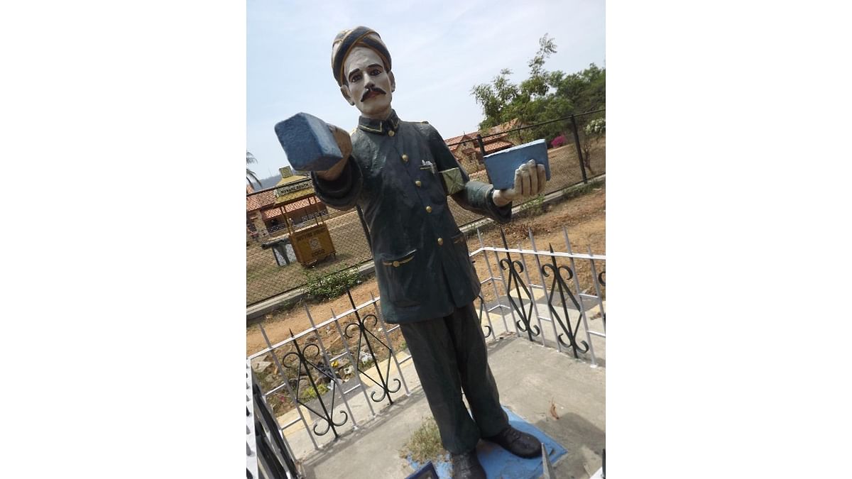 A statue of postman Basappa in Mysuru. Credit: Michael Patrao