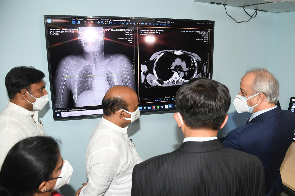 Chief Minister Basavaraj Bommai after inaugurating the Picture Archiving and Communication System (PACS) at Kidwai Memorial Institute of Oncology Cancer Research and Training Centre (KMIO) in Bengaluru on Monday, 23 August 2021. Dr K Sudhakar, Health and