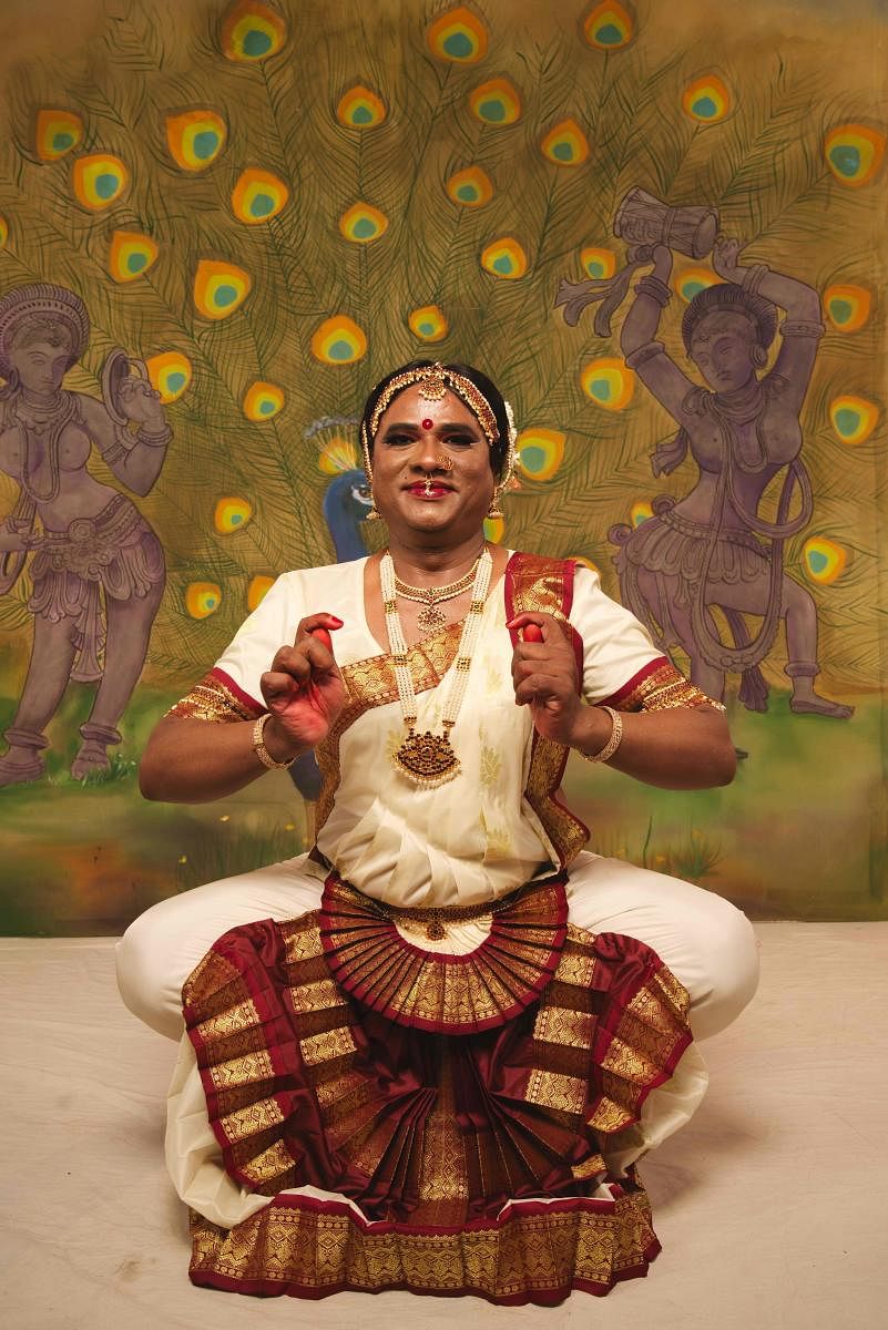 Sarvana, a Bharatnatyam dancer